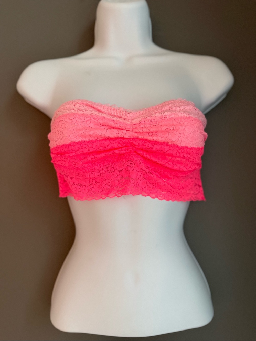VS PINK Strapless Lace Bandeau - Pink Ombre